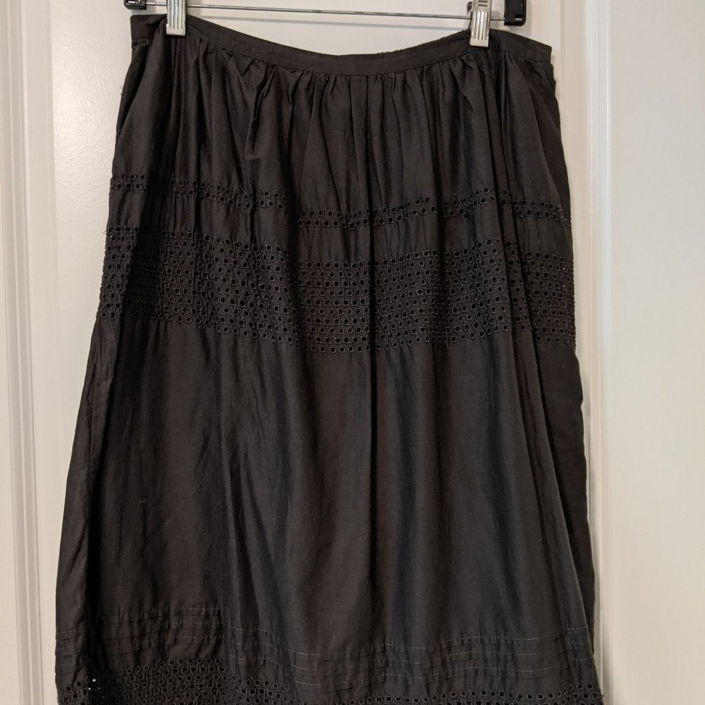 Old Navy Black Cotton Eyelet Skirt - Size M